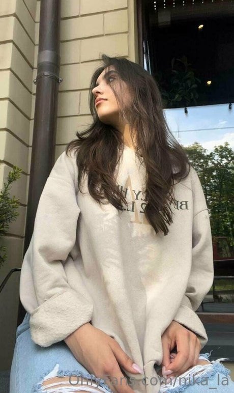 nika la 高品質女優 写真