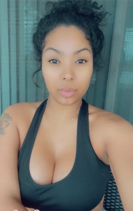 巨大なペニスオンリーファンズ 無料ポルノ 写真