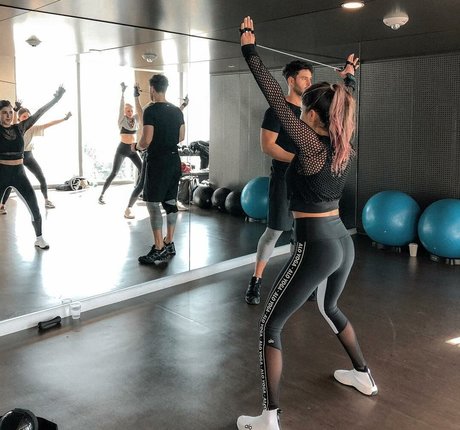 不明なファン アダルト 写真