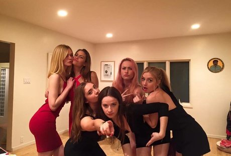 義母オンリーファンズ 無料ヌード 画像