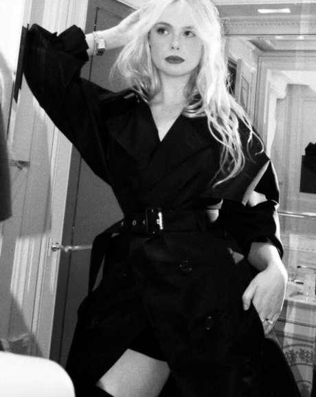 年配の熟女オンリーファンズ ヌード 画像