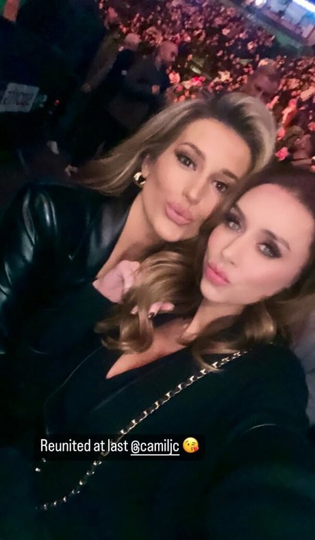 ママのアナルOnlyFans セクシー裸 ギャラリー