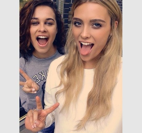 ティーンランジェリーOnlyFans アートxxx 写真