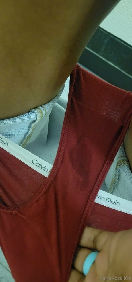 karlaj69 ポルノスター 無料 画像