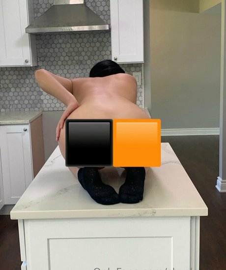 Skyelaynee ポルノスター 高品質 写真