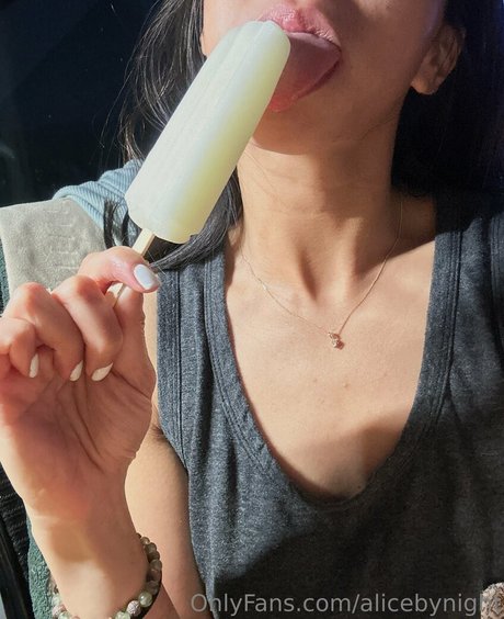 alicebynight 完璧な女優 ギャラリー