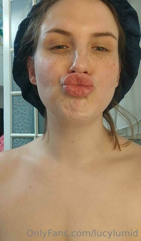 ヌード教師オンリーファンズ えろた 画像