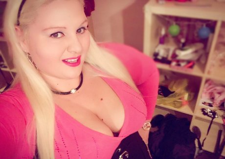 barbiessbbw ポルノスター 美しい ギャラリー