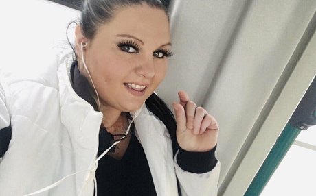 barbiessbbw ヌードモデル 写真