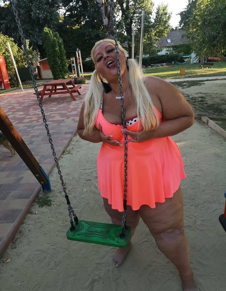 barbiessbbw スターセックス 写真