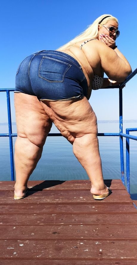 女性の筋肉オンリーファンズ セクシーヌード ギャラリー