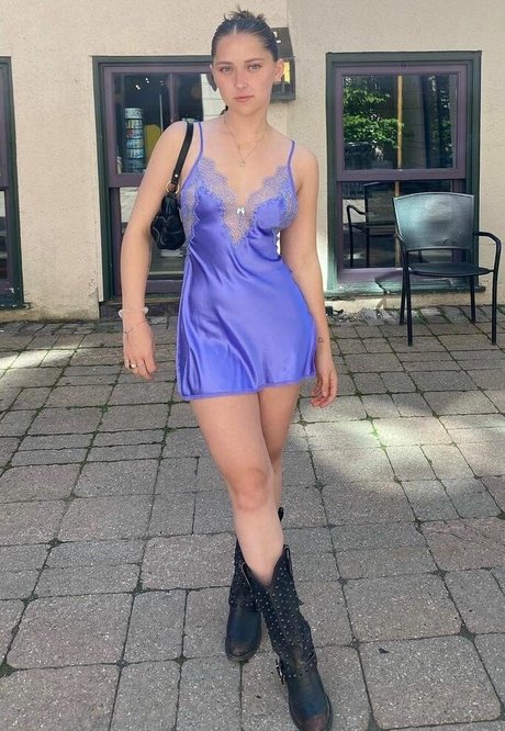 Lilly Breton セクシーモデル 画像