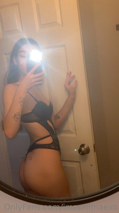 Imaprilmaexo セックスモデル 写真