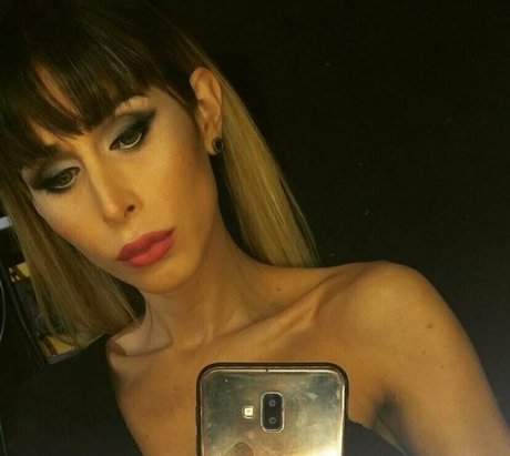 お金 オンリーファンズ えろた 画像