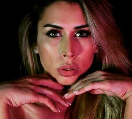 mariapia ts アダルトモデル 写真