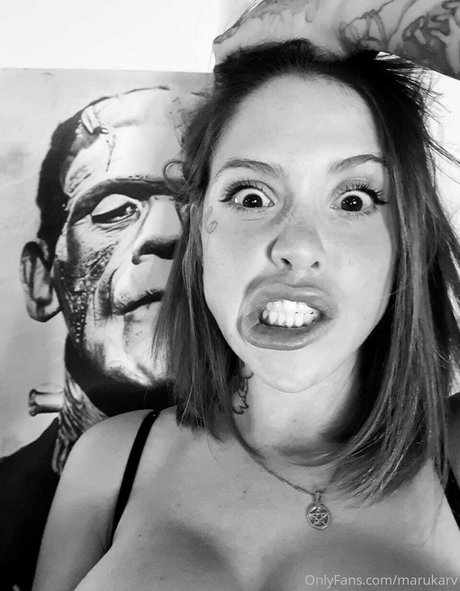 巨乳 パイズリ OnlyFans 無料アダルト ギャラリー