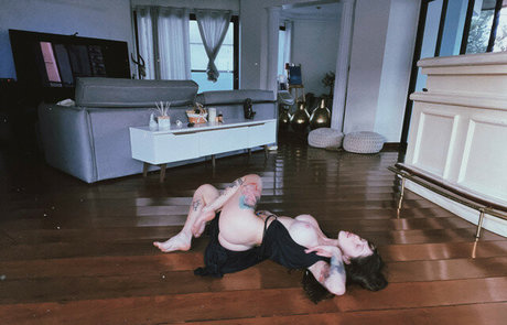 熟女 太め OnlyFans エロ 写真