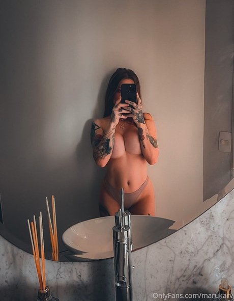 毛深いアジア人オンリーファンズ えろた 写真