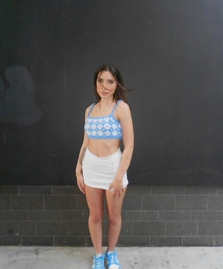 小人ヌードオンリーファンズ アートヌード ギャラリー