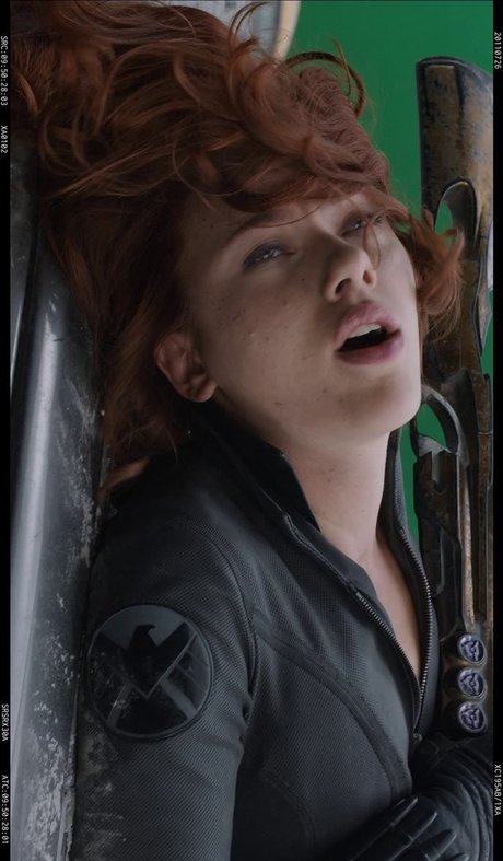 Scarlett Johansson アダルトスター 写真