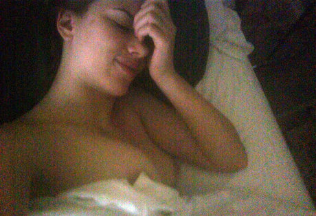 OnlyFansの写真 セクシーヌード 画像