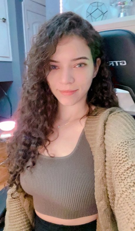 Brittany Venti 美しいモデル 画像