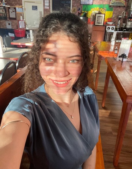 Brittany Venti 無料スター 写真