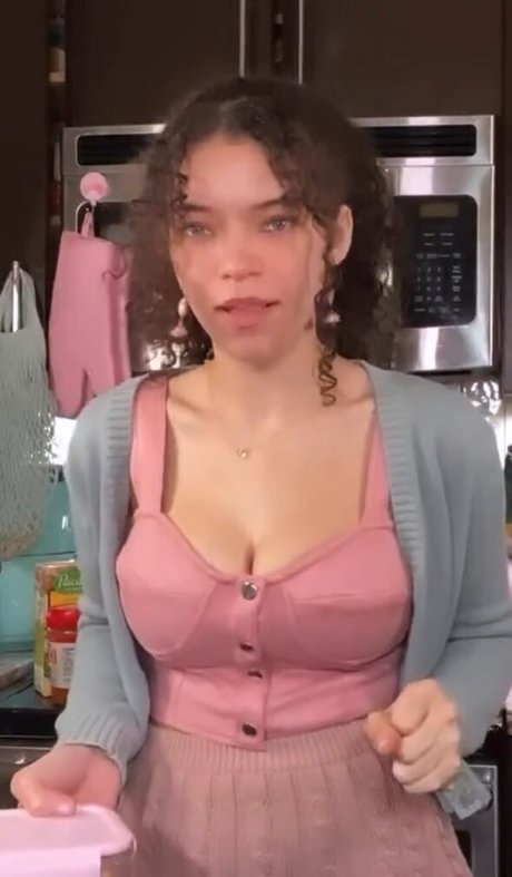 Brittany Venti ポルノスター xxx 写真