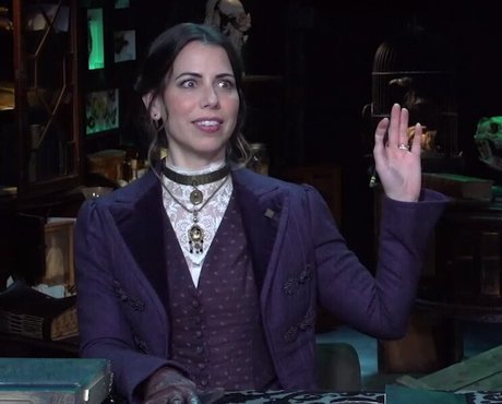 Laura Bailey スター ヌード 写真