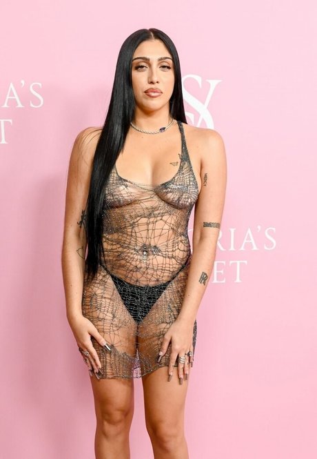 Lourdes Leon 素敵なポルノスター 画像