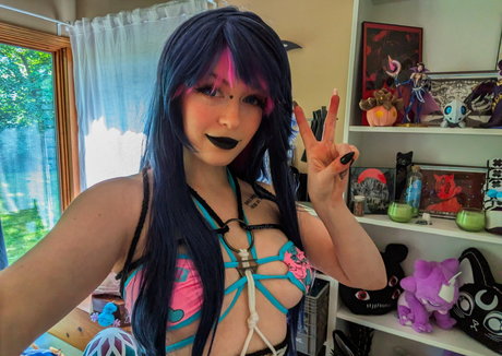 Carbunny ポルノモデル 写真