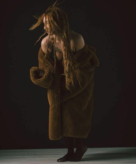 Eliza Grace 無料女優 ギャラリー