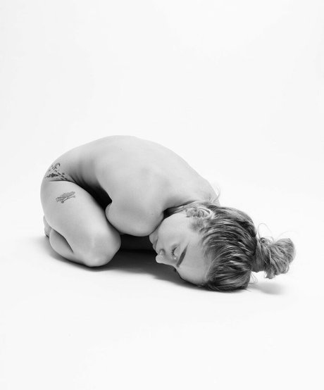 Eliza Grace xxxモデル ギャラリー