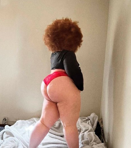 Nikkie Ginger HDポルノスター 写真