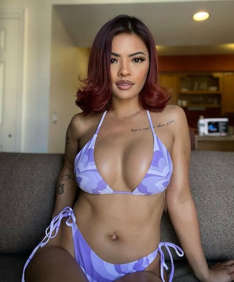 Ruby Jhane トップモデル 写真