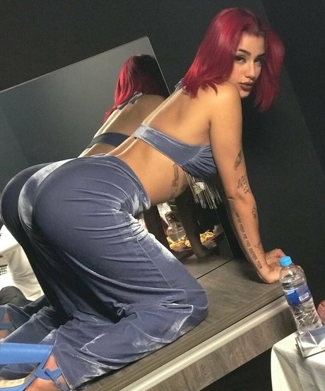 AZZY 女優 ギャラリー