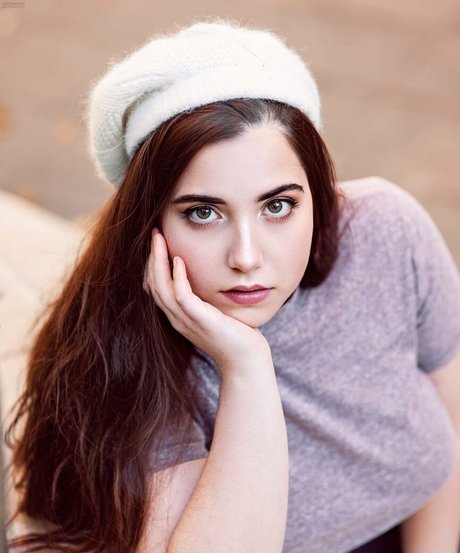 オンリーファンズでのセクスティング 美しいヌード ギャラリー