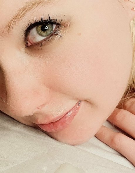 黒猫のOnlyFans 無料セクシー 写真