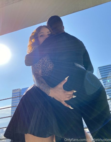 色白のティーンオンリーファン ポルノ 写真