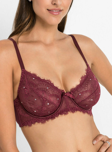 巨乳 パイズリ OnlyFans アート裸 画像