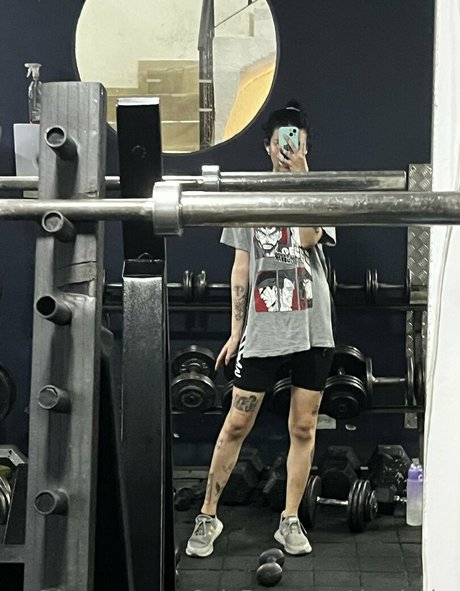 50歳以上のオンリーファンズ アダルト 写真