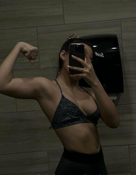 brookegoeswild HDスター 写真