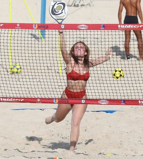 熟女 太め OnlyFans 限定 ギャラリー