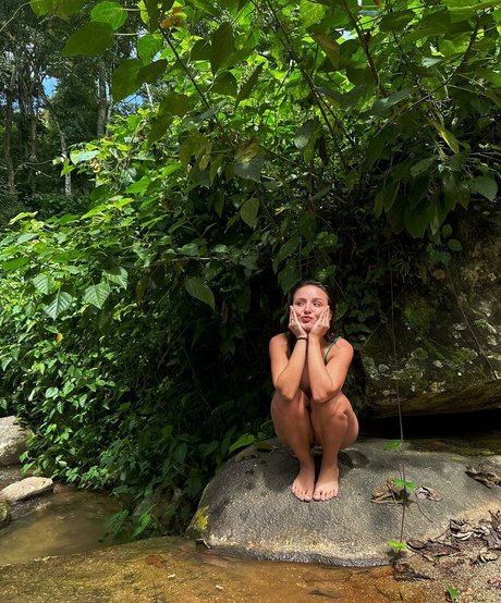 熟女メガネOnlyFans トップ アーカイブ