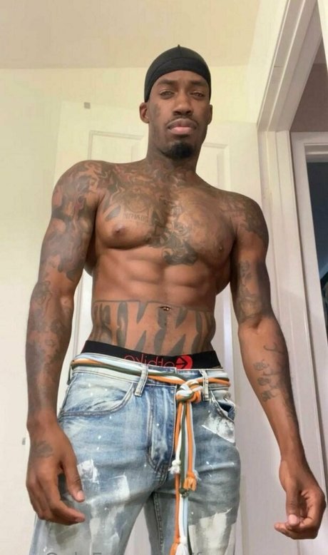 シックオンリーファン セクシー裸 ギャラリー