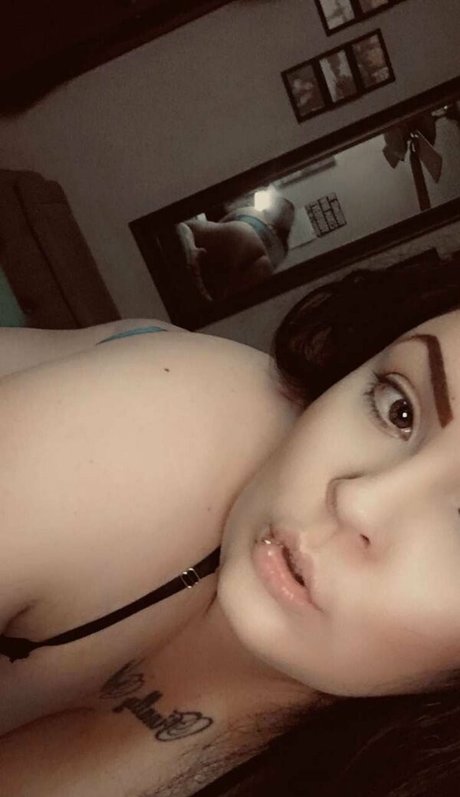 日本の女子高生OnlyFans 美しい 写真