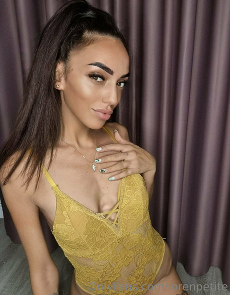 裸の熟女オンリーファンズ ホットヌード アーカイブ