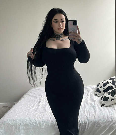 ニューハーフアナルOnlyFans 美しい裸 写真