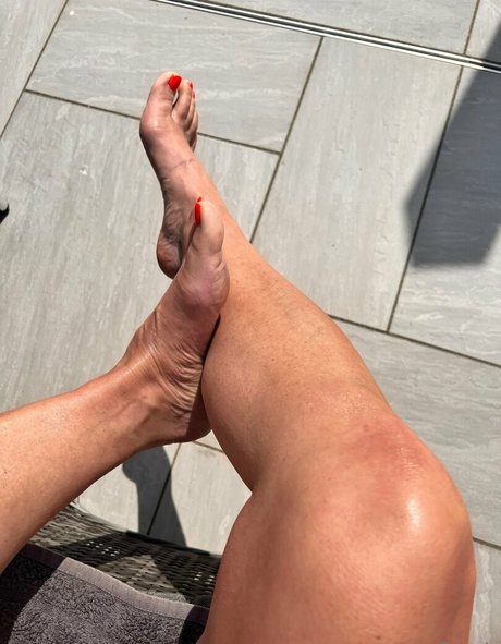 ベラルーシのファンのみ セクシーヌード ギャラリー