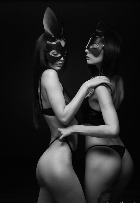 19歳のOnlyFans ホットxxx 画像